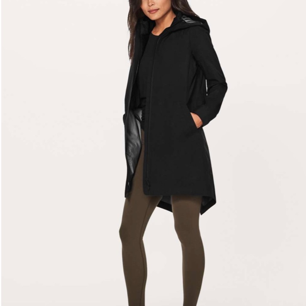 Lululemon Rain Haven Jacket *Insulated Black Size 6, like new.